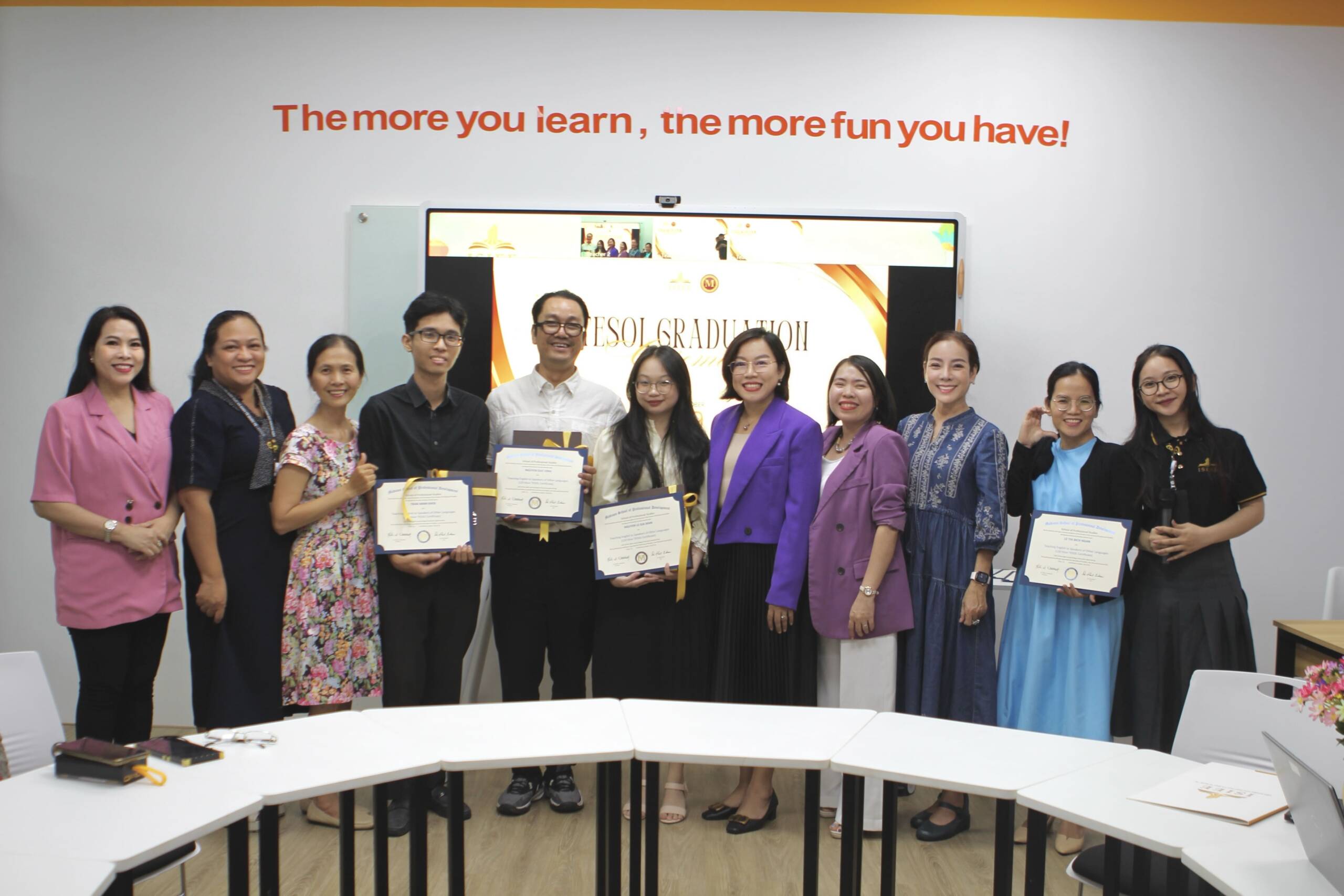 Lễ Tốt Nghiệp Và Trao Chứng Chỉ TESOL Quốc Tế Của Madison Hoa Kỳ Tại Viện ISIEE