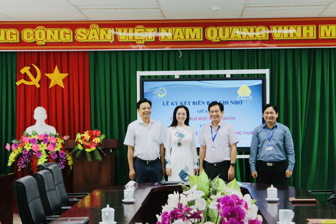 Viện ISIEE Ký Kết Biên Bản Ghi Nhớ Hợp Tác Với Trường Đại Học Kiên Giang